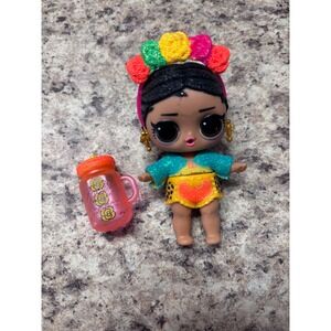 LOL Surprise Lights Glitter Doll no shoes